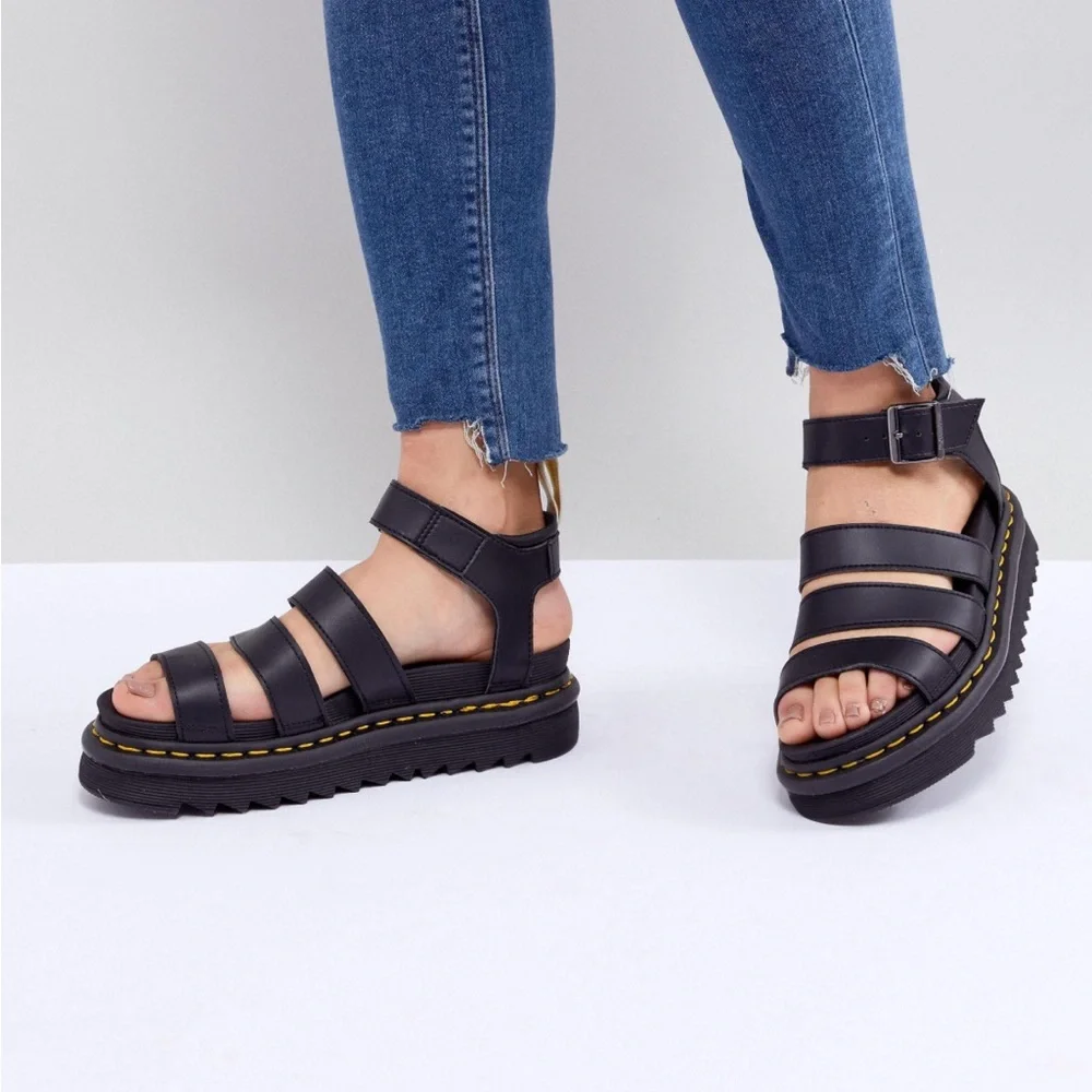 NWT DR. MARTENS BLAIRE SANDALS